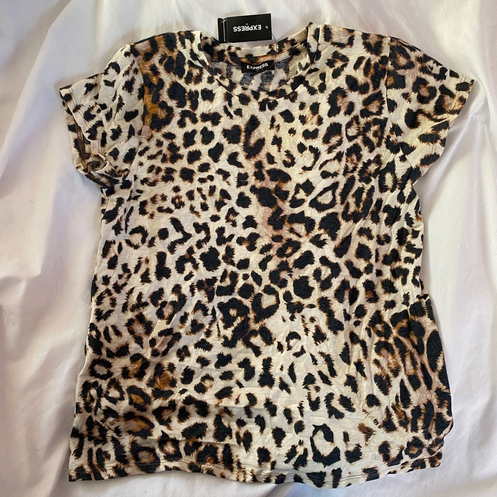 Express Cheetah Short Sleeve Top